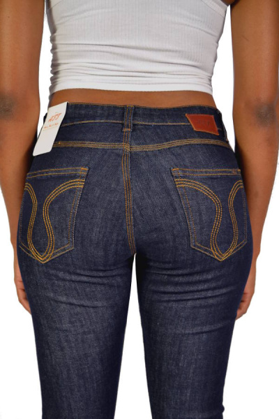 ATT Jeans STELLA Classic Straight 258 Red Selvedge