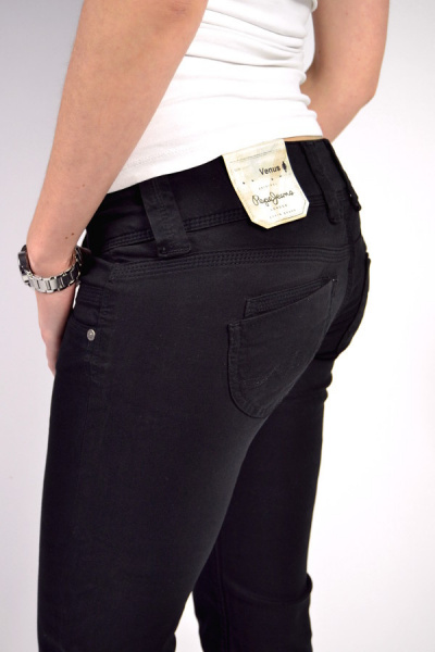 Pepe schwarz, 89,90 € T41 VENUS Jeans
