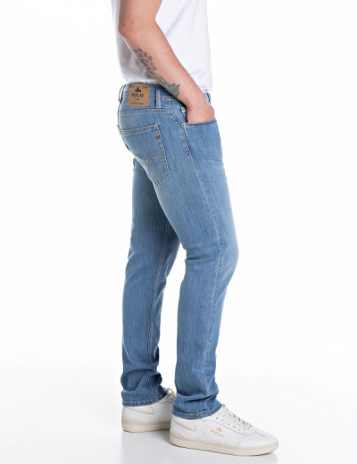Replay Jeans GROVER MA972 685 866 Sky Blue